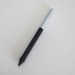Wacom ปากกาสไตลัส หน้าจอดิจิทัล 4K DTC-133 DTC133W0 4096 ระดับ