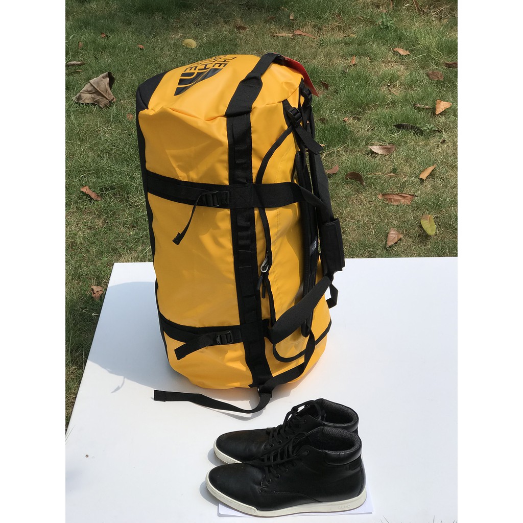 กระเป๋าเป้ The North Face Base Camp Duffel ไซส์ L ขนาดใหญ่ ความจุ 95 ลิตร
