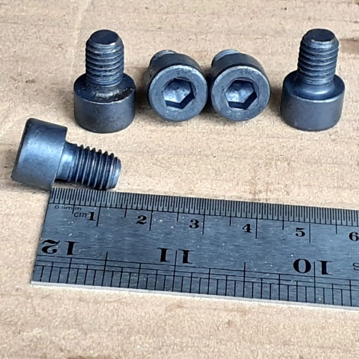 BOLT L M8X12 (1.2CM) STEEL FULL THREAD / BOLT L STEEL M8 X 12 GRADE 12.9 / BOLT L STEEL M8 LENGTH 1.