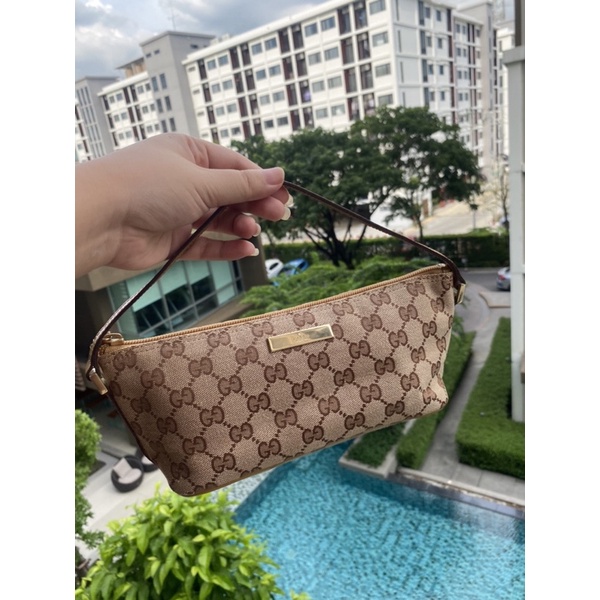 gucci boat pochette มือสอง แท้100%