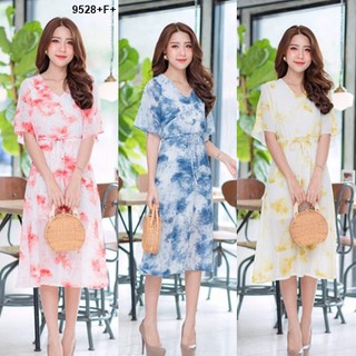 GN9528  **รบกวนสอบถามก่อนสั่งซื้อจ้า**  Dress เดรสคอวีแขนบาน