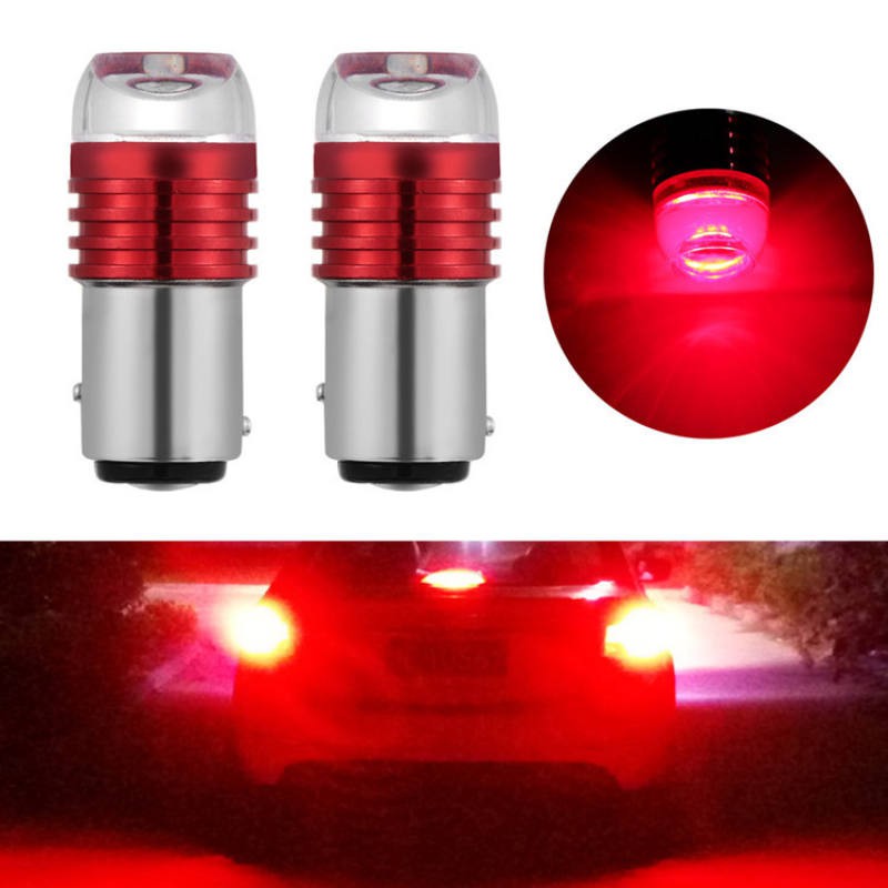 ไฟเบรค 2ขา แสงสีแดง กระพริบ 5ครั้ง หยุด 6W 2ชิ้น
