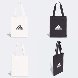 กระเป๋าผ้าแคนวาส adidas