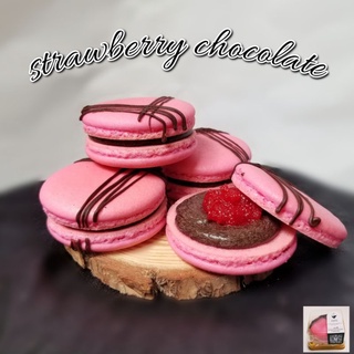 Macarons Strawberry Chocolate🍓🍫*ไม่มีขั้นต่ำ อัลมอนด์นำเข้า100% มาการองสตอเบอรี่ช็อกโกแลต ชิ้นใหญ่