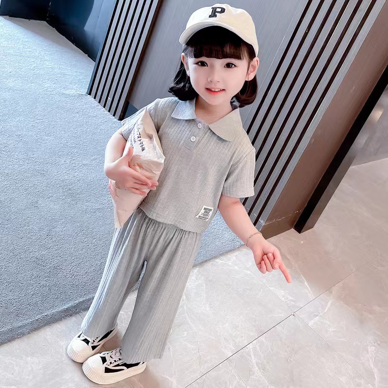 NANA💕พร้อมส่ง💕2220076ชุดเซทแฟชั้น สำหรับเด็กผูหญิง เสื้อแขนสั้น+กางเกงขายาว ผ้านุ่นใส้สบายค่ะ