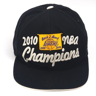 หมวก 2010 Lakers NBA Finals Back 2 Back Locker Room ของแท้