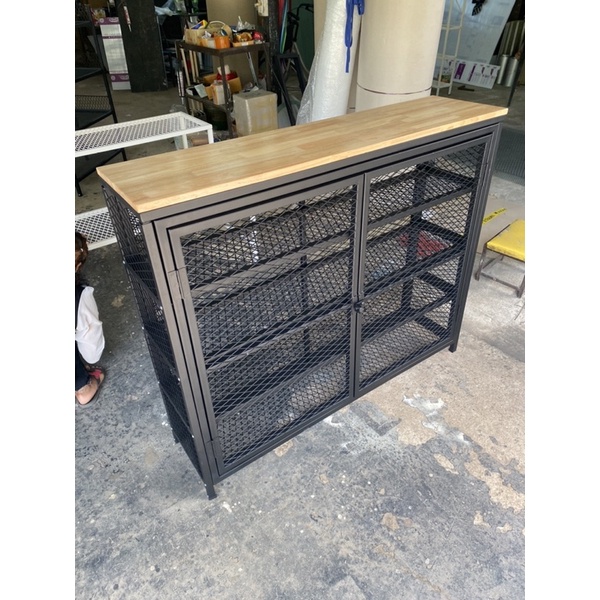 ตู้วางรองเท้าตะแกรงเหล็กฉีก+ด้านบนปิดด้วยไม้พาราประสาน(30x90x100ซม.)@4,990บาท🌵(เน้นป้องกันสัตว์เข้าต