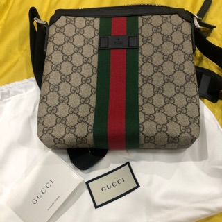 ต่อรองราคาได้คะ กระเป๋า gucci unisex ชนช็อป แท้ 100 % ไซ์และรุ่นตามรูปที่แนบมาคะ