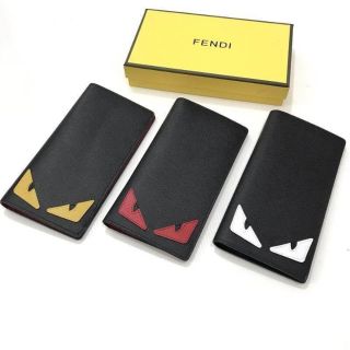 กระเป๋าสตางค์ Fendi 
ขนาด 7.5"
ราคา 590 บาท ส่งฟรี ลทบ