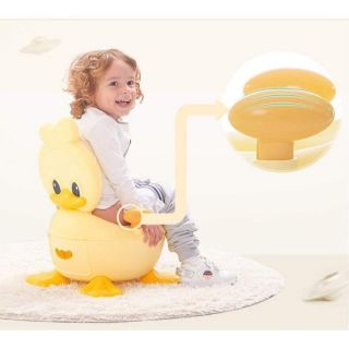 กระโถนเป็ด Lovely Duck Potty ผลิตจากวัสดุเนื้อดี คุณภาพดีเยี่ยม แข็งแรงทนทาน พื้นกันลื่น