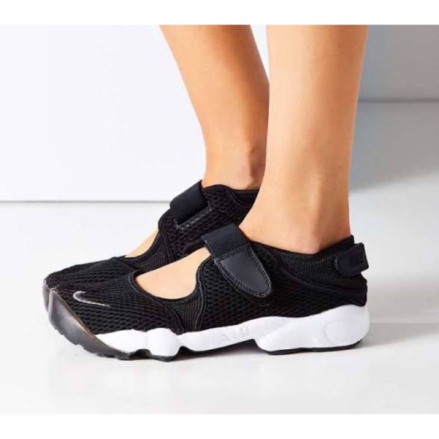 wmns air rift br