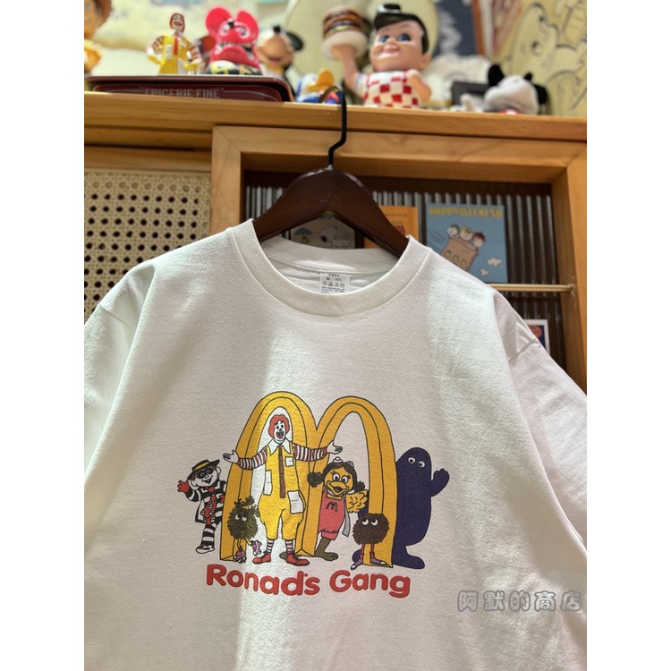 New👕American vintage McDonald's McDonald's family เสื้อยืดแขนสั้นสำหรับผู้ชายและผู้หญิง