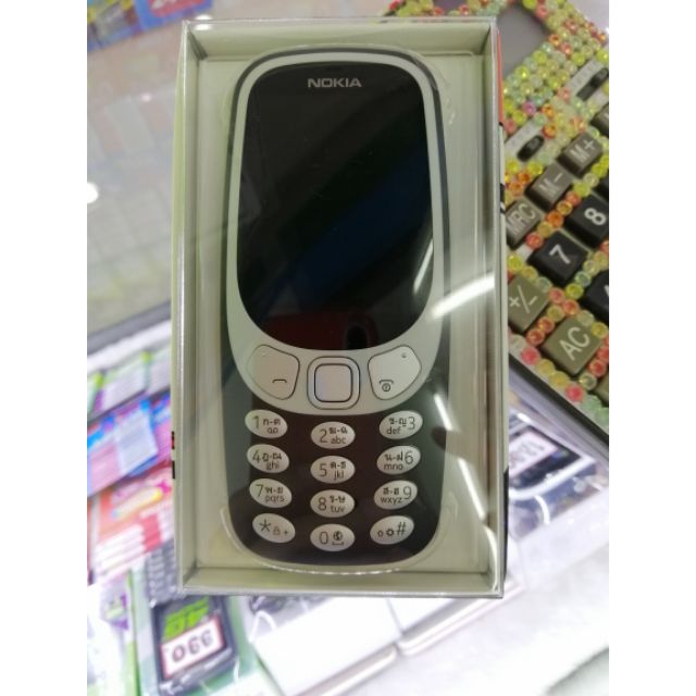 Nokia 3310 รุ่นคลาสสิค สร้างจินตนาการใหม่ รูปร่างเพรียวบาง ปุ่มกดสีเงิน รูปทรงเเข็งเเรง  เพลิดเพลินไ