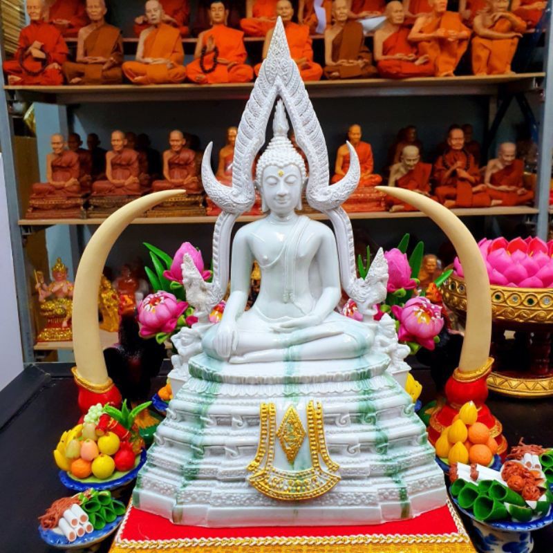 พระพุทธชินราชเนื้อหยกหินอ่อน หน้าตัก5นิ้ว