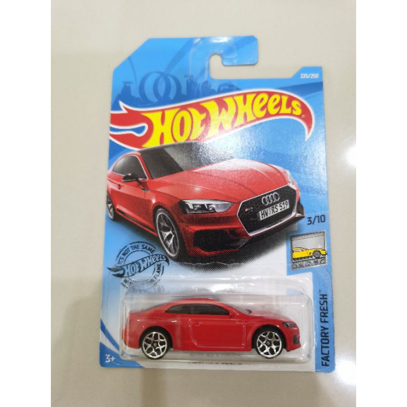 1/64 Hotwheels Audi RS5 Coupe