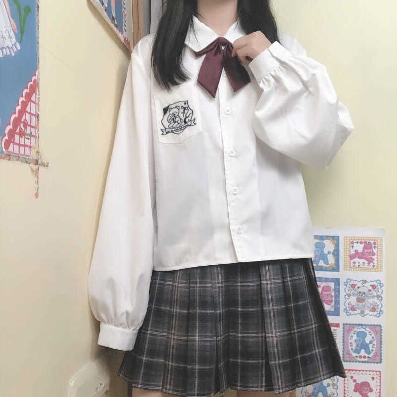 เตรียมจัดส่ง เครื่องแบบ jk แขนยาว เย็บปักถักร้อย,เสื้อเชิ้ตสีขาว,สไตล์วิทยาลัย,เสื้อแขนพอง