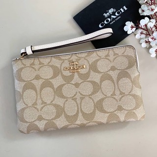 พร้อมส่ง กระเป๋าคล้องมือCoachแท้อเมริกา💯 คล้องมือ1zipl  COACH LARGE CORNER ZIP WRISTLET IN SIGNATURE CANVAS