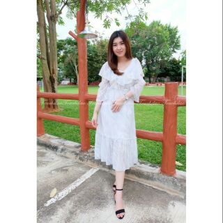 สินค้าพร้อมส่ง

One one white dress