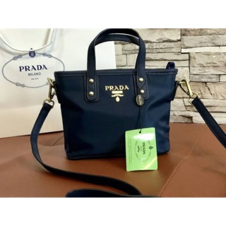 💕 PRADA MINI TOTEBAG WITH ZIP 🍭