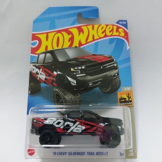 รถเหล็ก Hotwheels 19 CHEVY SILVERADO TRAIL BOSS LT (ib28)