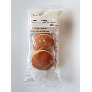 โดริยากิไส้ถั่วแดง  Small bean jam pancake with chestnut 🌰Muji