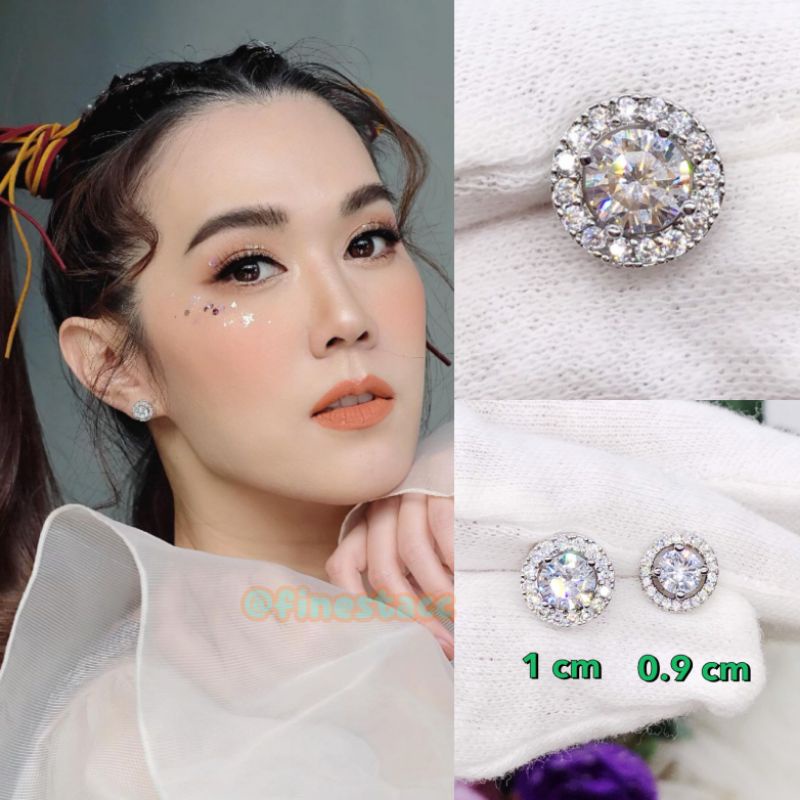 🔥(สินค้าพร้อมส่ง) ต่างหูล้อมเพชร แถวเดี่ยว เพชร CZ ตัวเรือนชุบทองคำขาว มี 1/0.9 cm