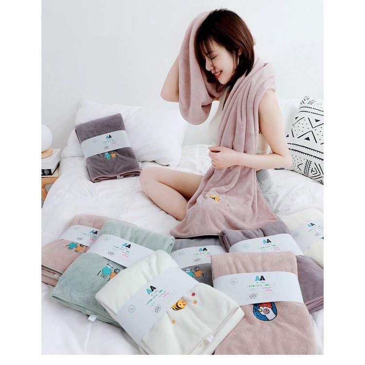 ผ้าขนหนูลายปัก【คละลายปัก】ผ้าขนหนูไมโครไฟเบอร์ ผ้านุ่ม ซับน้ำดี ขนาด 120 x 60 cm