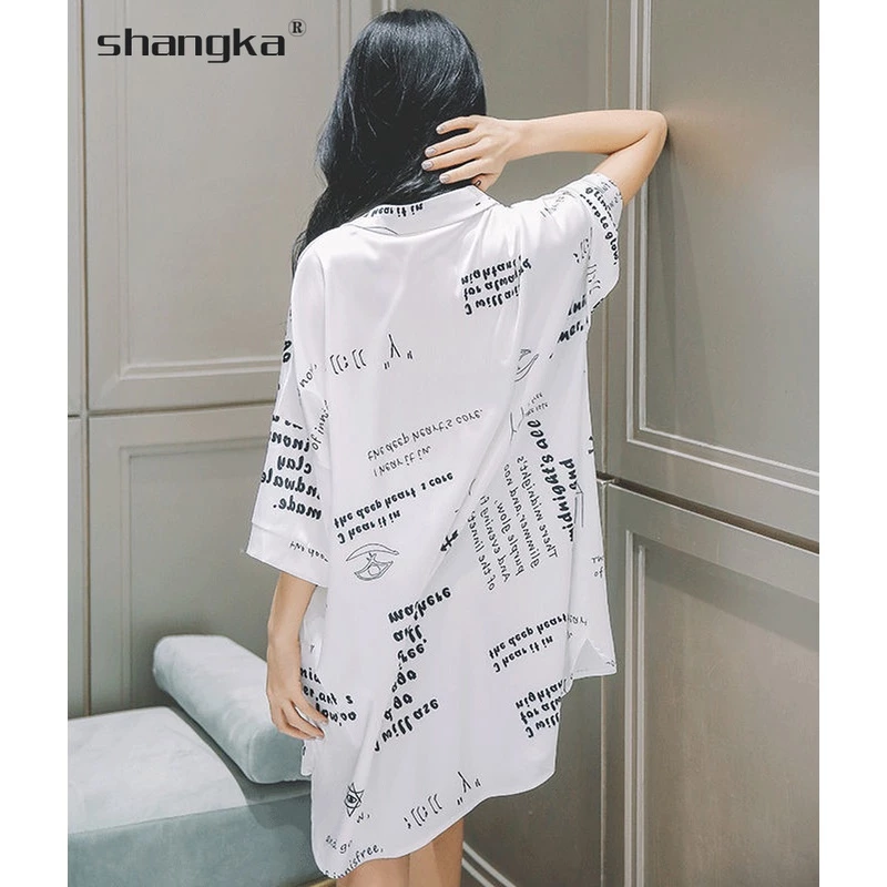 ชุดนอนเสื้อเชิ้ต ผ้าเรยอน แบบบาง ทรงหลวม ขนาดใหญ่ ความยาวปานกลาง เหมาะกับฤดูใบไม้ผลิ และฤดูร้อน สีขาว สําหรับผู้หญิง ชุดนอนเกาหลี ชุดนอนไซส์ใหญ่ ชุดนอนไม่ได้นอนชุดนอนเซ็กซี่ thumbnail 3