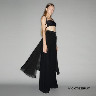 VICKTEERUT Wide Leg Trousers with Detachable Pleat Detail กางเกงขาบาน พร้อมดีเทลตกแต่งผ้าอัดพลีทถอดออกได้