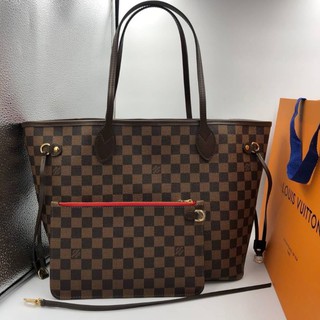 กระเป๋าถือ​ Louis​Vuitton​ ทรง​ Shopping