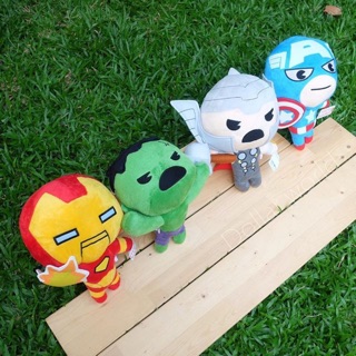 ตุ๊กตาซุปเปอร์ฮีโร่ จาก Marvel