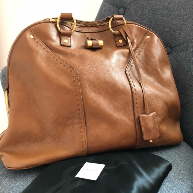 YSL MUSE 1 แท้ มือสอง กระเป๋าสำหรับป้องกันการค้นโขมยของ