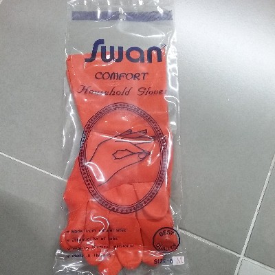 ถุงมือยางสีส้ม SWAN ไซต์ M