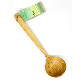 Dar Products กระบวยกรองไม้สัก กระบวยกรองมีรู ยี่ห้อ ดาร์โปรดักส์ Teak Wooden Utensil  / 1 ชิ้น