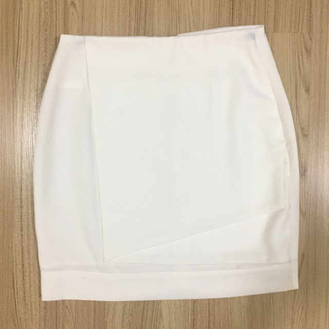 Short skirt