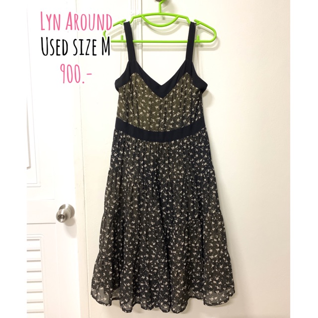 USED Lyn Around Dress size M