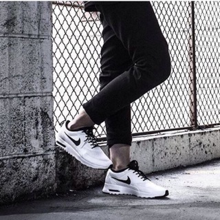 Airmax thea