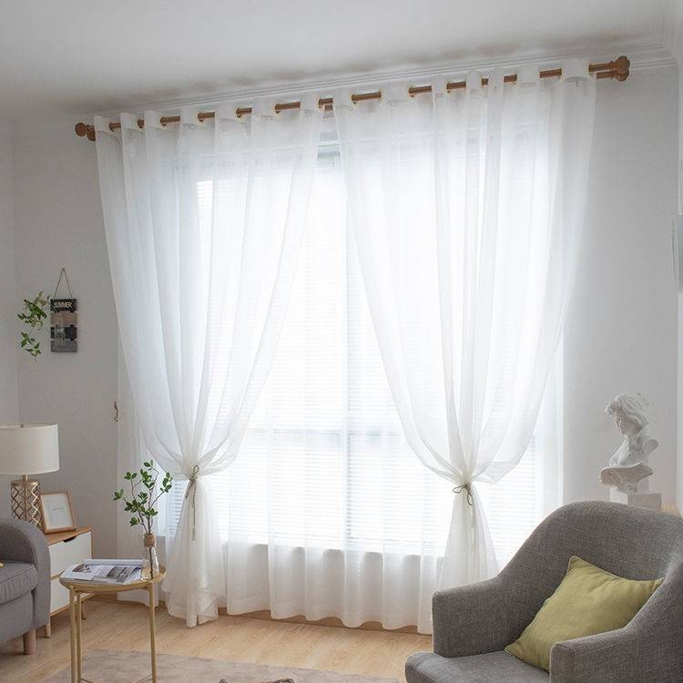 ผ้าม่านโปร่งสีขาว ปรับแสง กรองฝุ่น ระบายอากาศได้ดี แสงในห้องนวลนุ่ม คาเฟ่นิยม ใช้เดี่ยวหรือคู่กับม่านทึบก็สวย ห่วงตาไก่