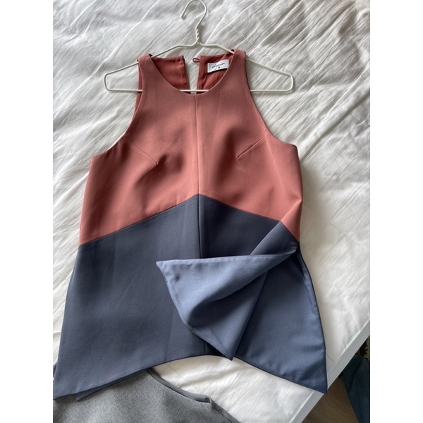 เสื้อแฟชั่น สีสวย SOS sense of style