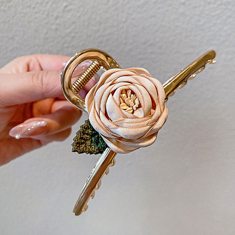 กิ๊บหนีบโลหะกุหลาบ Rose Hair Clip ขนาด 11.5 cm. ทรงสวยหรู วัสดีอย่างดี ใช้หนีบผมออกงานได้เลยค่ะ กิ๊บหนีบผม กิ๊บผม