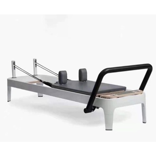 Hi-End Luxury Pilates White Aluminum Alloy Reformer  เตียงพิลาทีส รีฟอร์เมอร์ มาตรฐาน USA/AU