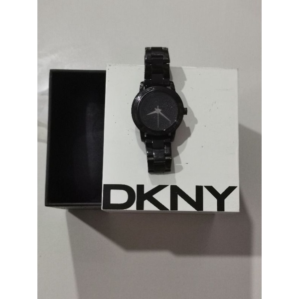 นาฬิกาข้อมือแบรนด์ DKNY