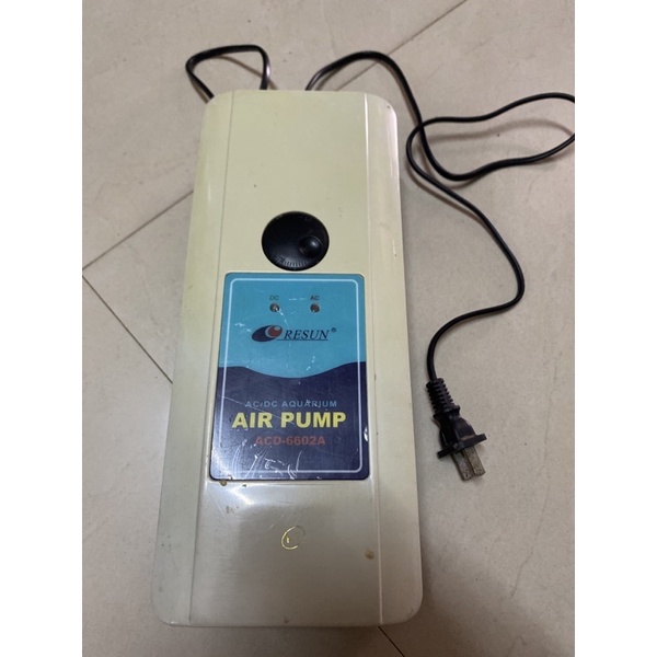 Air pump Resun ACD-6602A /ปั๊มลมออกซิเจน/ปั๊มตู้ปลามือสอง สภาพดี /ใช้ได้ถ้าเสียบไฟตรง ไม่เก็บแบต ต้องไปเปลี่ยนแบตใหม่