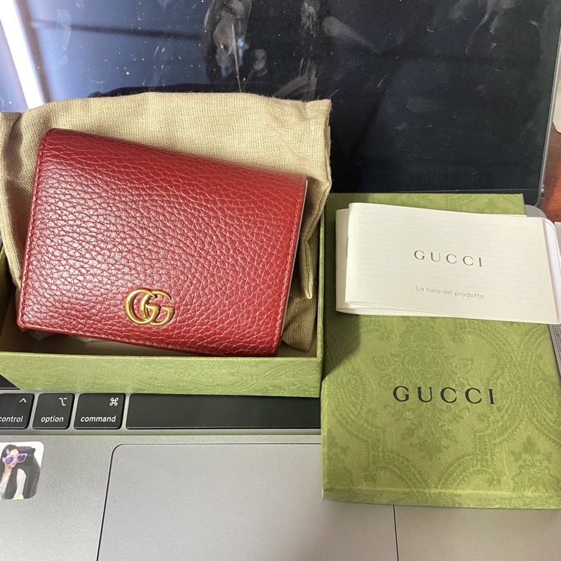 มือสอง Gucci Leather Compact Bi-Fold Wallet 456126 กระเป๋าสตางค์ Gucci ของแท้