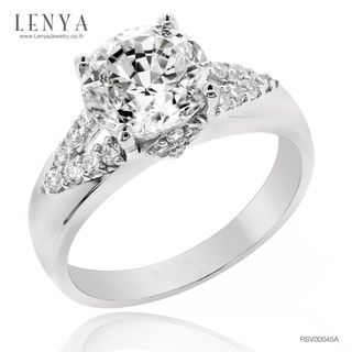 Lenya Jewelry แหวนเพชร DiamondLike เม็ดหลักขนาด 2 กะรัต ประดับบ่าข้างด้วยเพชรดีไซน์รูปตัว V ตัวเรือนเงินแท้ชุบทองคำขาว