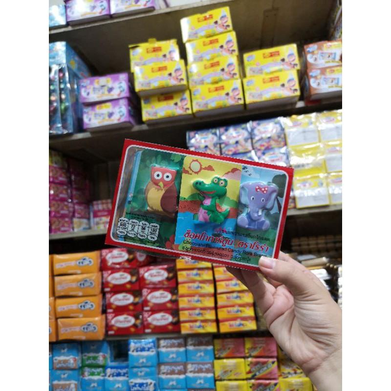 ช็อกโกแลต​การ์ตูนมี12ชิ้นครับ