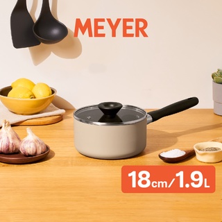 MEYER Bauhaus หม้อมีด้ามจับ ขนาด 18 ซม./1.9 ลิตร พร้อมฝา Saucepan (13763-TE12)