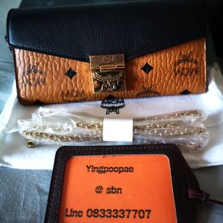 sold❤️New MCM Patricia Visetos Leather Chain Wallet