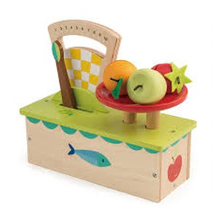 Tender Leaf Toys  Weighing Scale