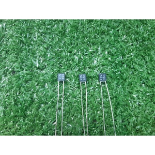[พร้อมส่ง] เทอร์โมฟิวส์ ฟิวส์พัดลม 2A 250V